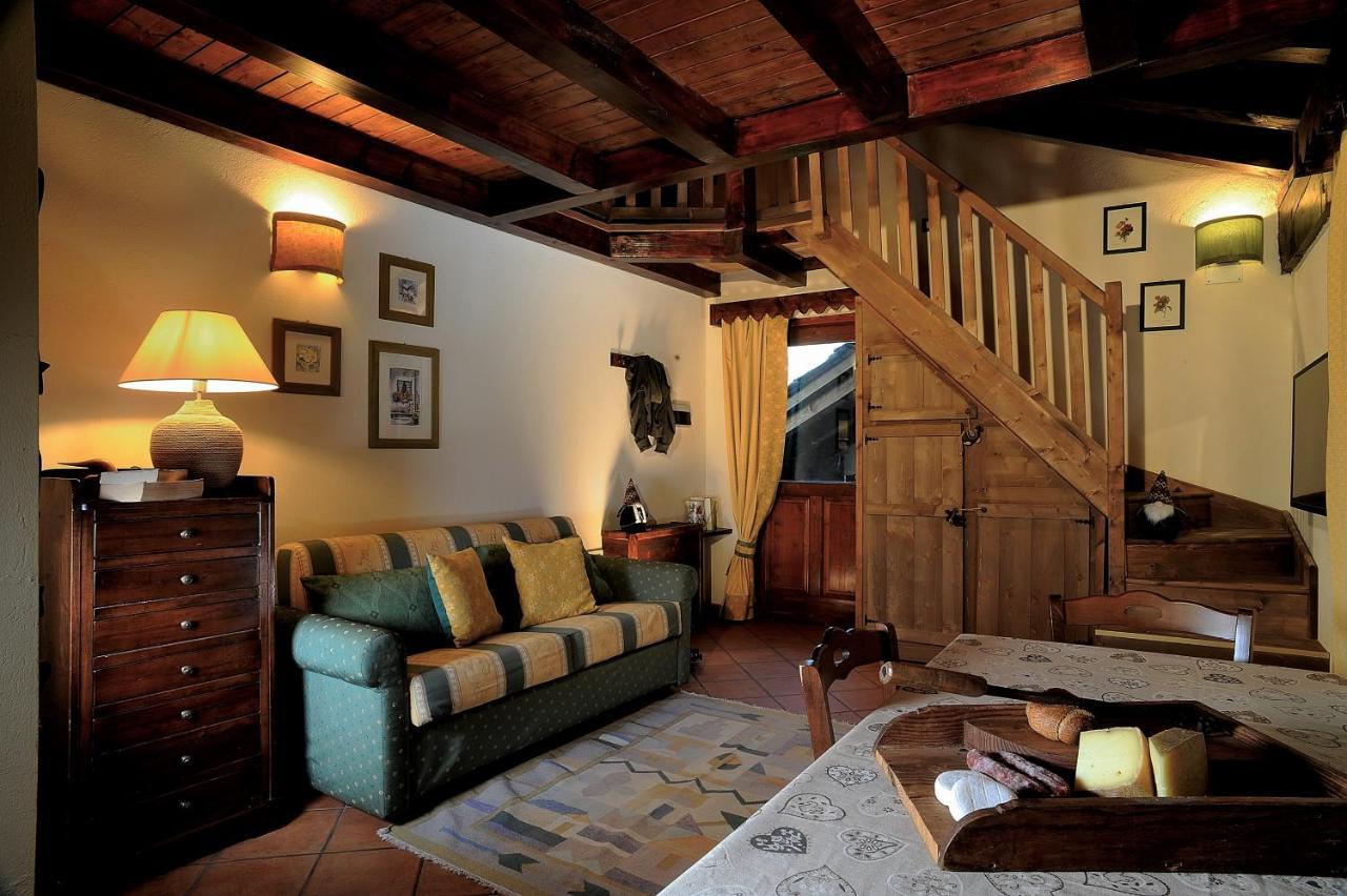 Residence Foyer D'Antan ブリュソン エクステリア 写真